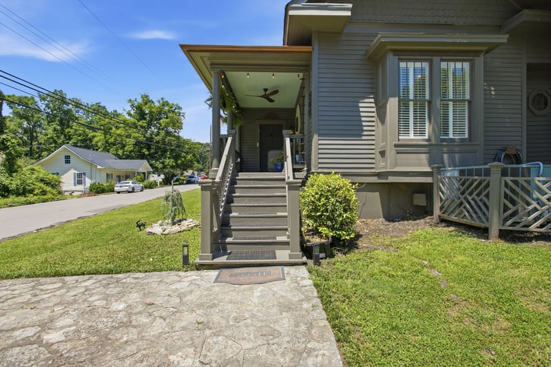 700 Mitchell Ave, Columbia, TN 38401