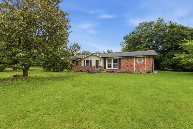 7563 Bethel Rd, Goodlettsville, TN 37072