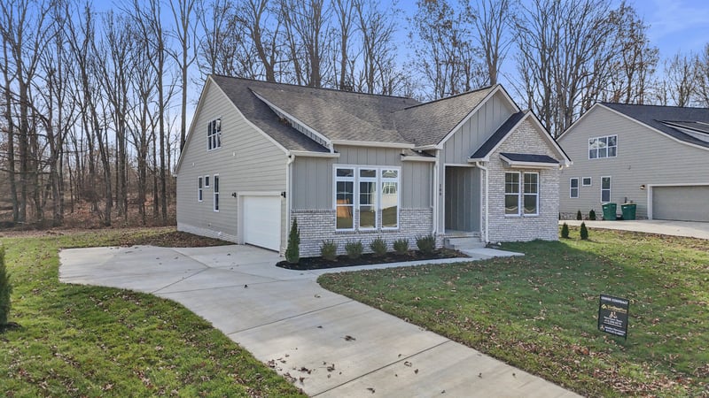 305 Trefethen Dr, White House, TN 37188