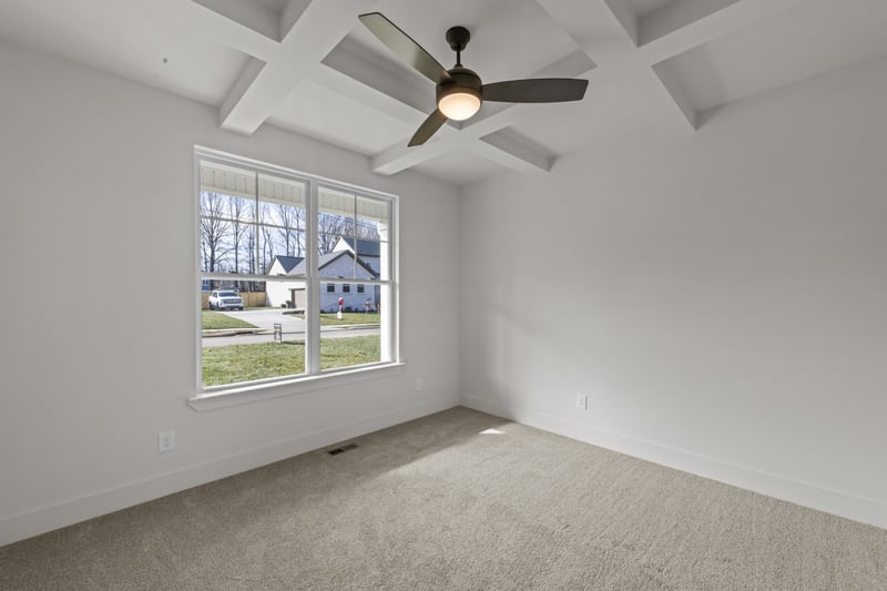 305 Trefethen Dr, White House, TN 37188