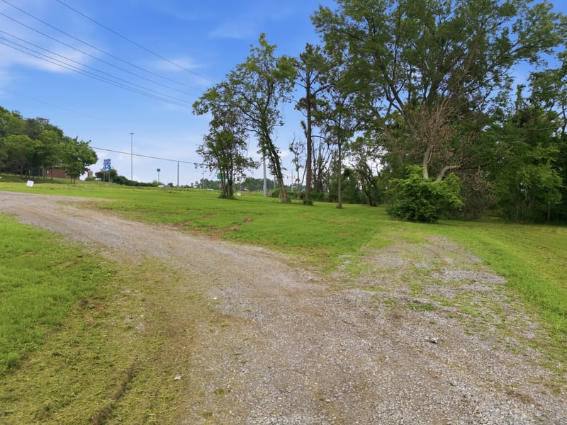 811 W Old Hickory Blvd, Madison, TN 37115