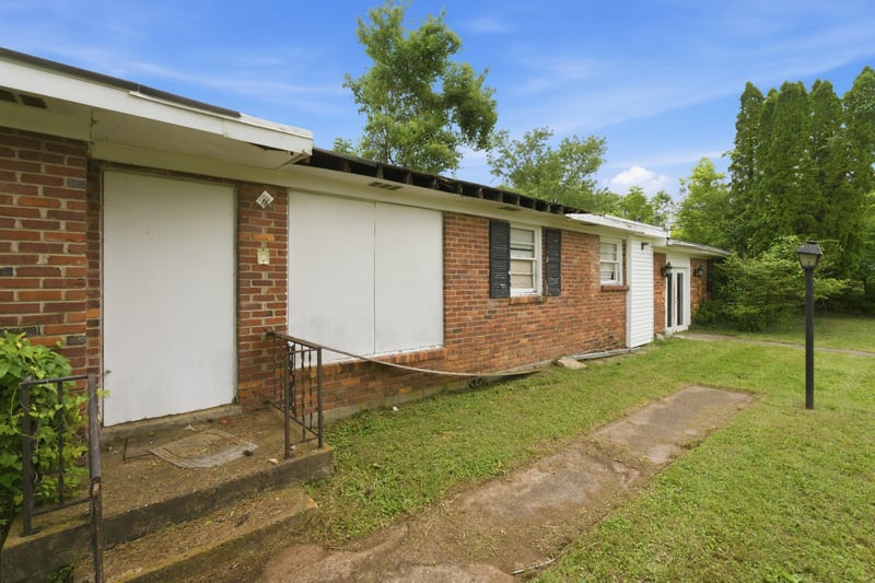 213 Rosehill Dr, Goodlettsville, TN 37072