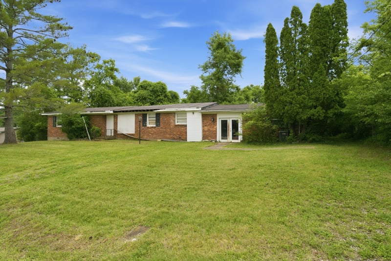 213 Rosehill Dr, Goodlettsville, TN 37072