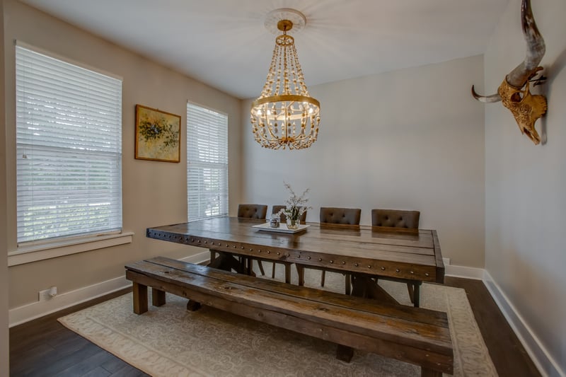 2128 Ravenscourt Dr, Thompsons Station, TN 37179