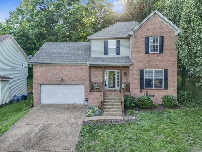 1922 Dunedin Dr, Old Hickory, TN 37138