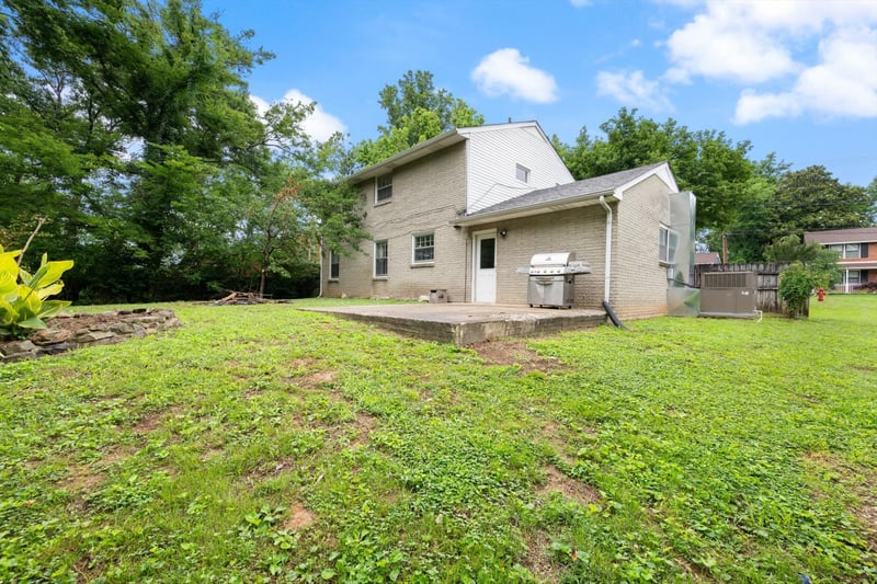 3243 Cloverwood Dr, Nashville, TN 37214