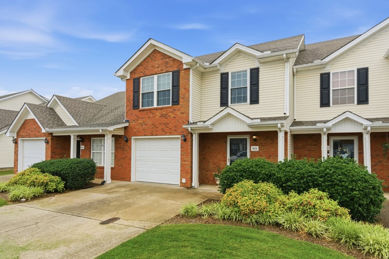 933 Wolves Den Pl, Murfreesboro, TN 37128