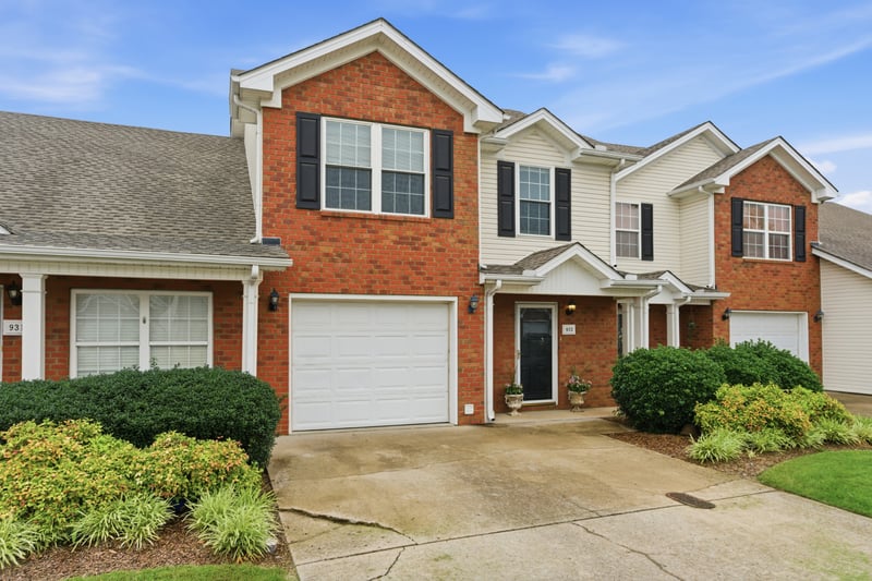 933 Wolves Den Pl, Murfreesboro, TN 37128
