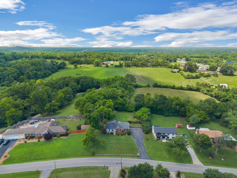 126 Medearis Dr, Old Hickory, TN 37138