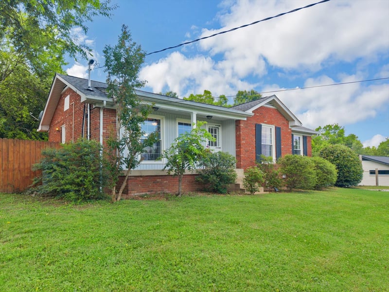 126 Medearis Dr, Old Hickory, TN 37138