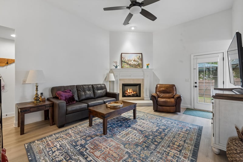 1322 Knoll Ln, Lebanon, TN 37087