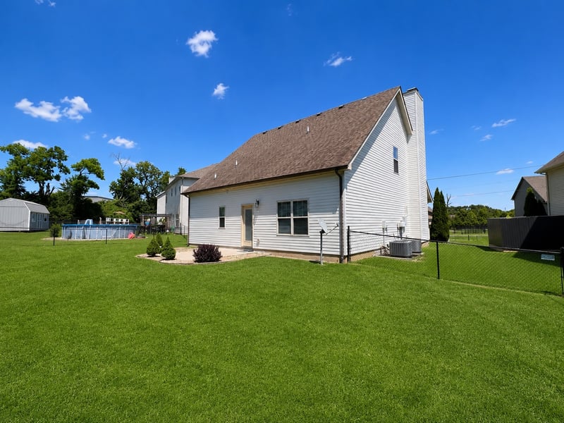 1079 Harper Dean Way, Gallatin, TN 37066