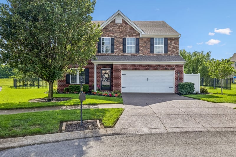 2421 Trivaca Ln, Nolensville, TN 37135