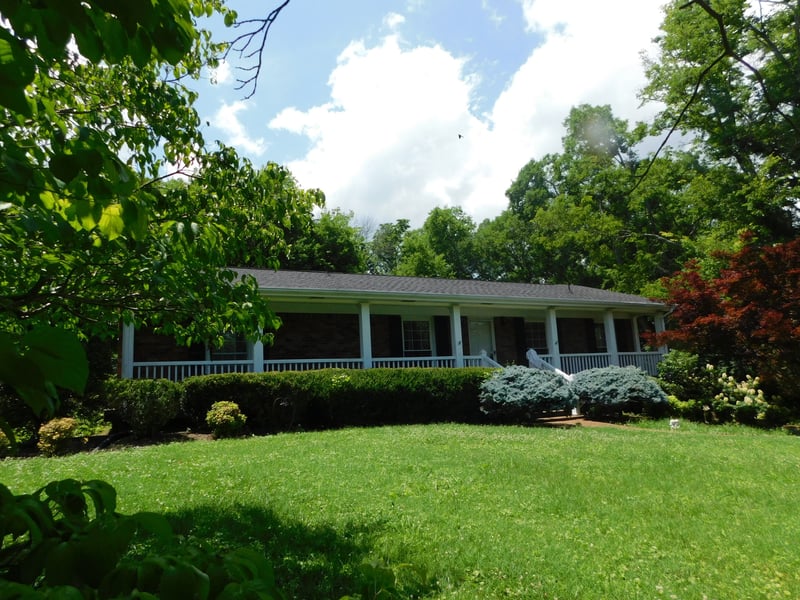 1144 Spencer Ave, Gallatin, TN 37066