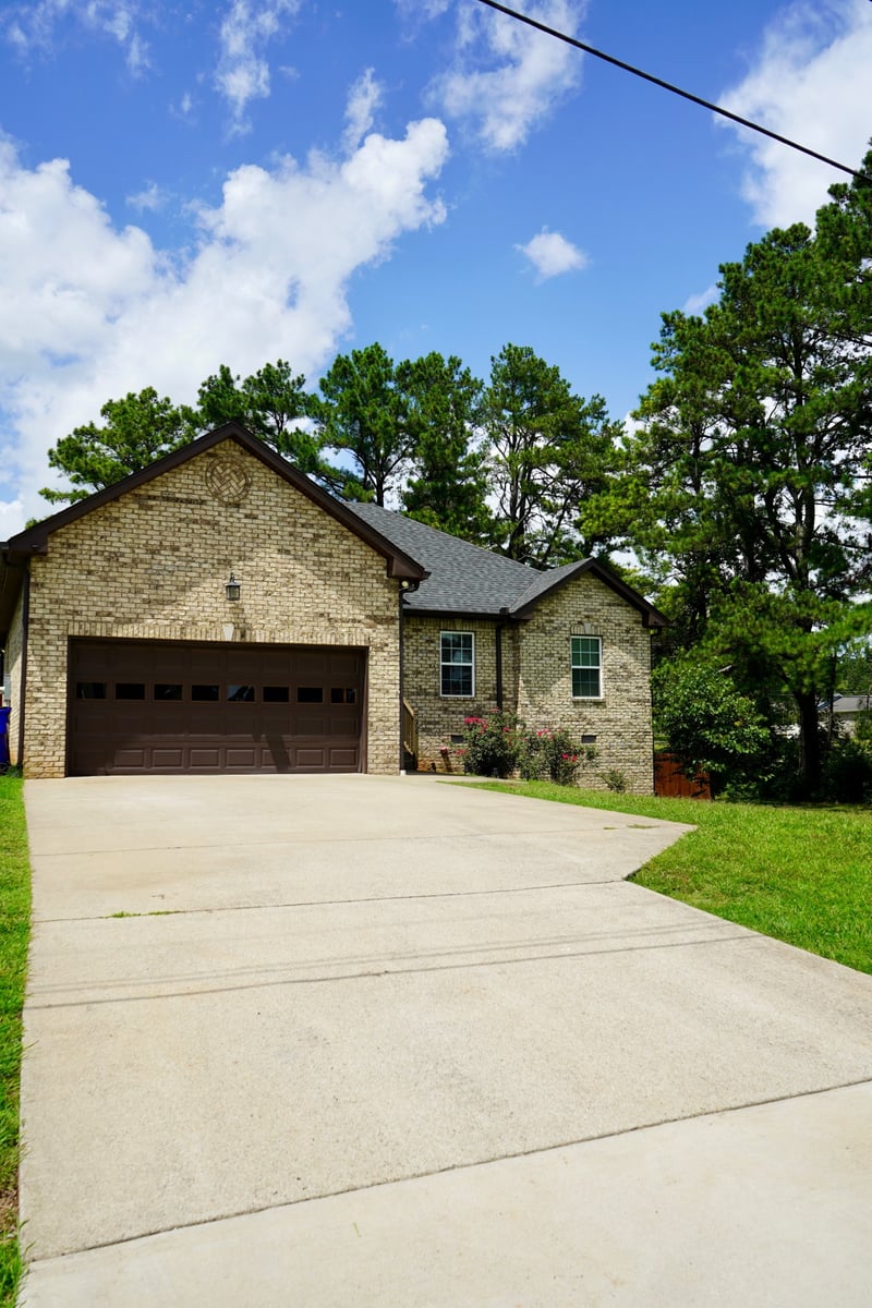 406 Hobbs Dr, White House, TN 37188