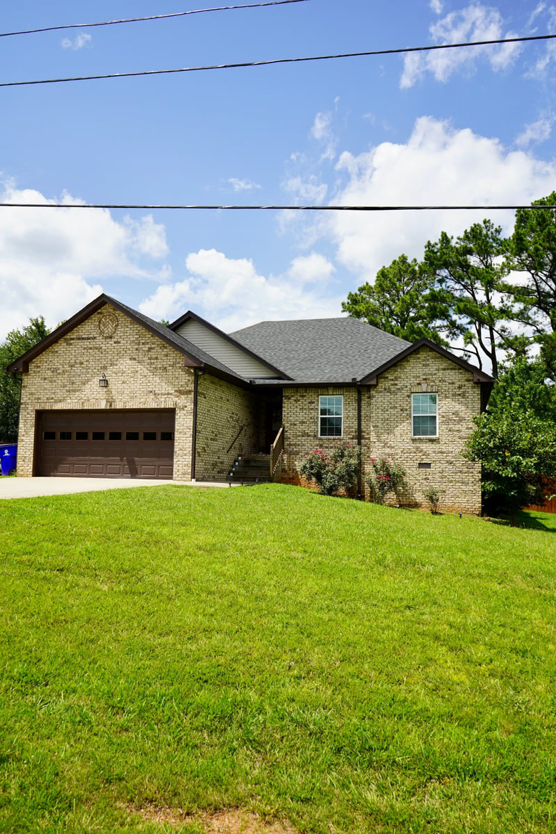 406 Hobbs Dr, White House, TN 37188