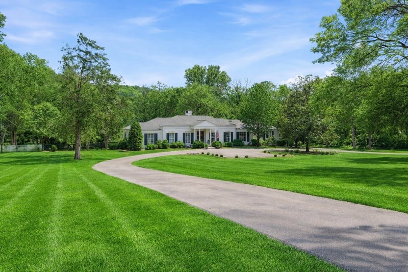 6228 Hillsboro Pike, Nashville, TN 37215