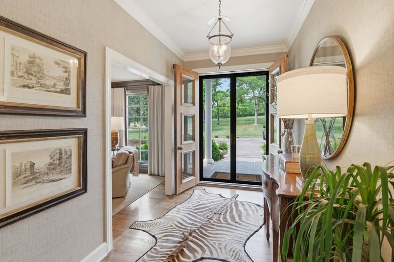 6228 Hillsboro Pike, Nashville, TN 37215