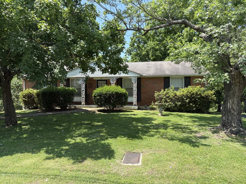 411 Wauford Dr, Nashville, TN 37211