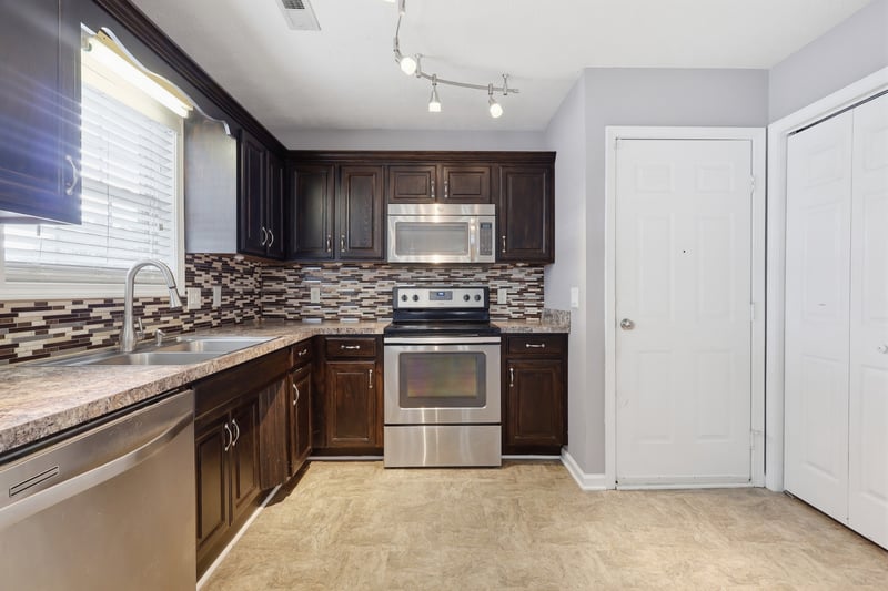 9022 Nevada Ave, Smyrna, TN 37167