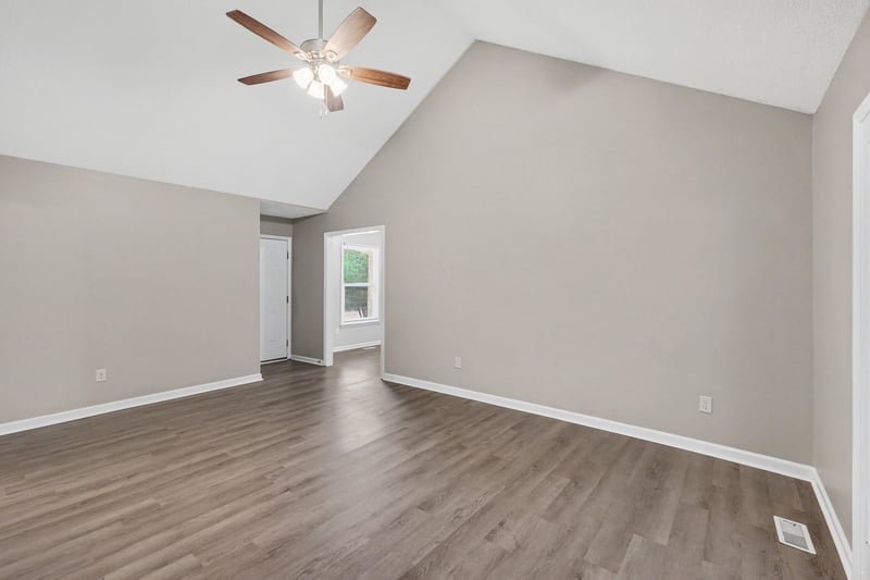 2011 Sugartree Dr, Murfreesboro, TN 37129