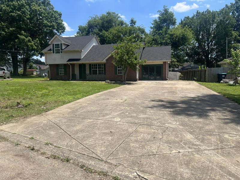 902 Regalwood Ct, Smyrna, TN 37167