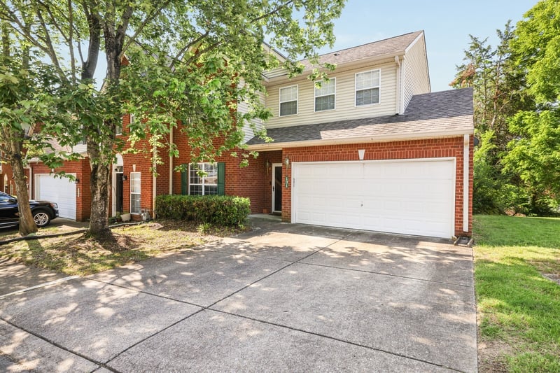 131 Nashboro Grns, Nashville, TN 37217