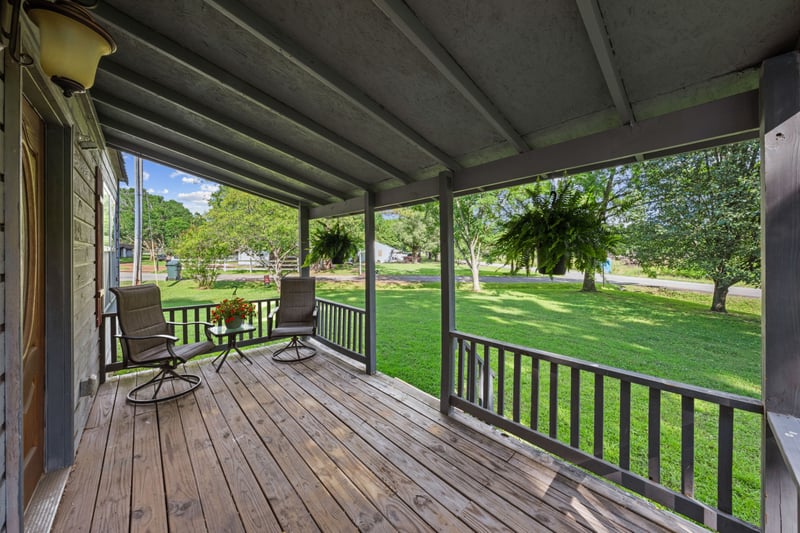 114 Greenhaven Cir, Dickson, TN 37055