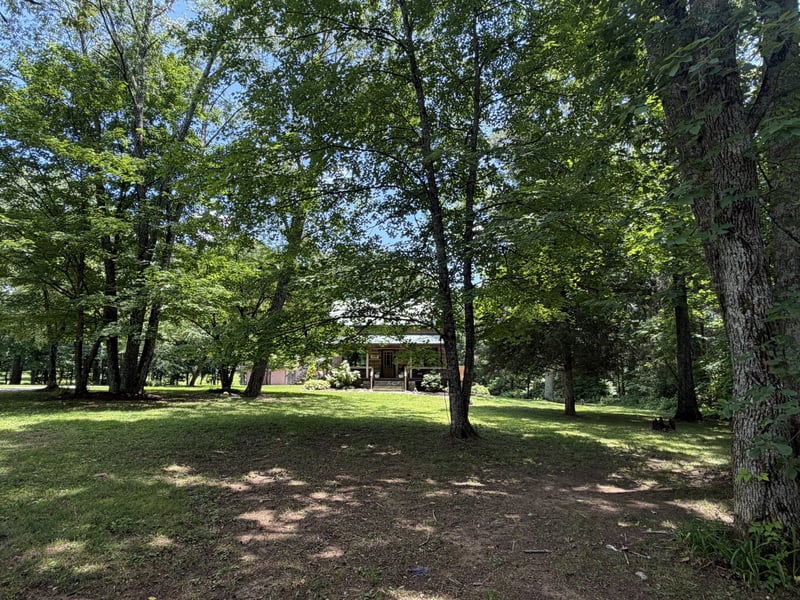 396B Pee Dee Branch Rd, Cottontown, TN 37048