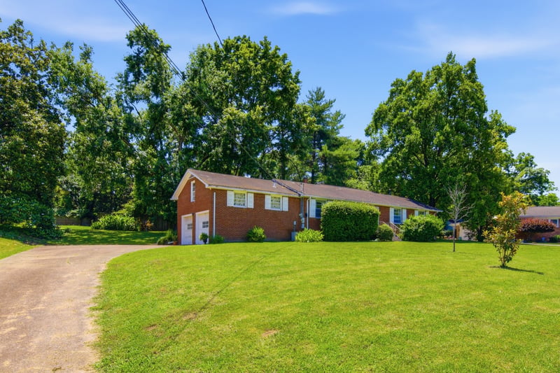 4420 Milesdale Ct, Nashville, TN 37204