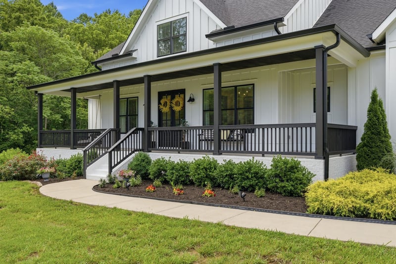 6000 Costello Farm Pvt Ln, Thompsons Station, TN 37179