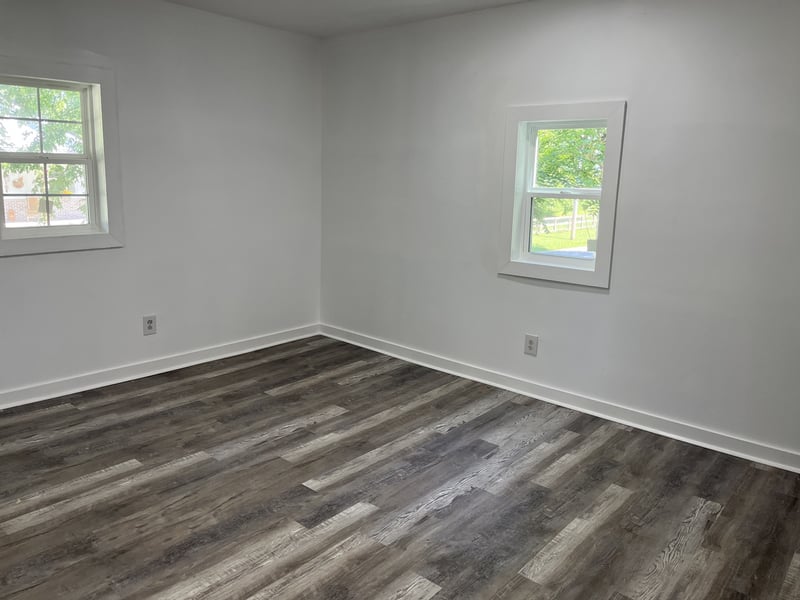 110 N Commerce St, Adams, TN 37010