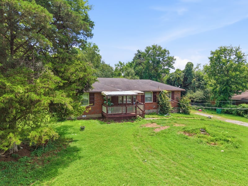 103 Port Dr, Madison, TN 37115