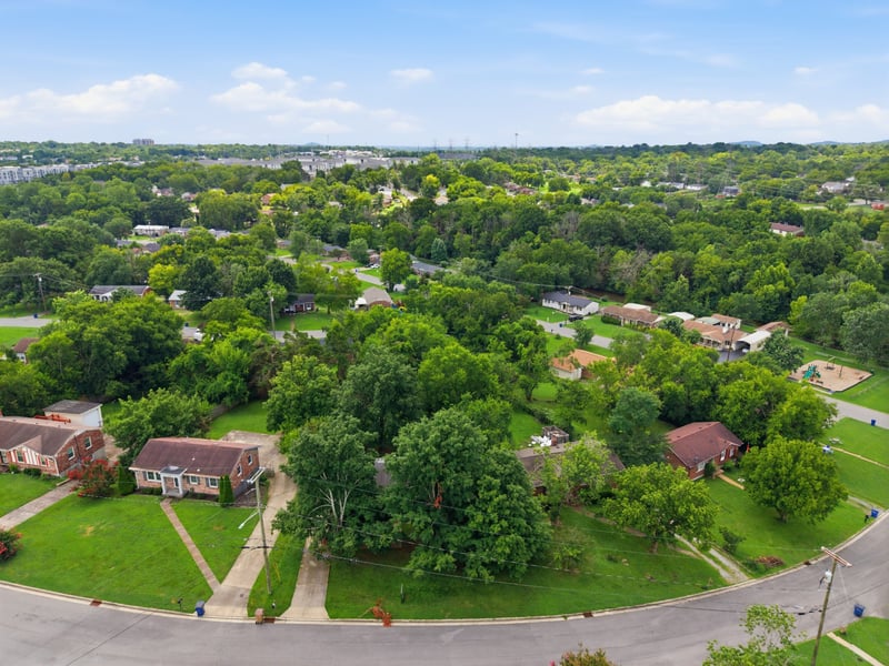 210 Friendship Dr, Goodlettsville, TN 37072