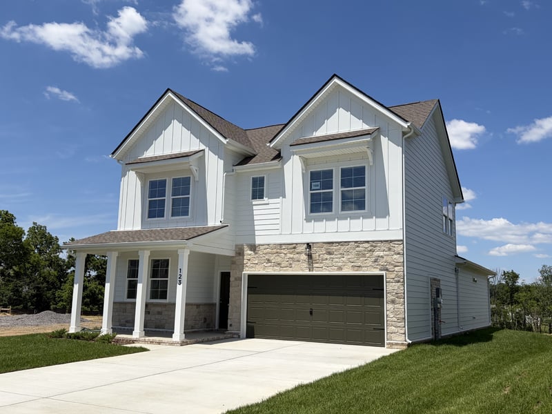 123 Dahlia Dr, La Vergne, TN 37086