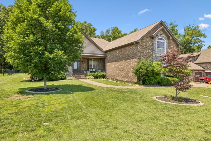 818 Tall Oak Trl, Mount Juliet, TN 37122