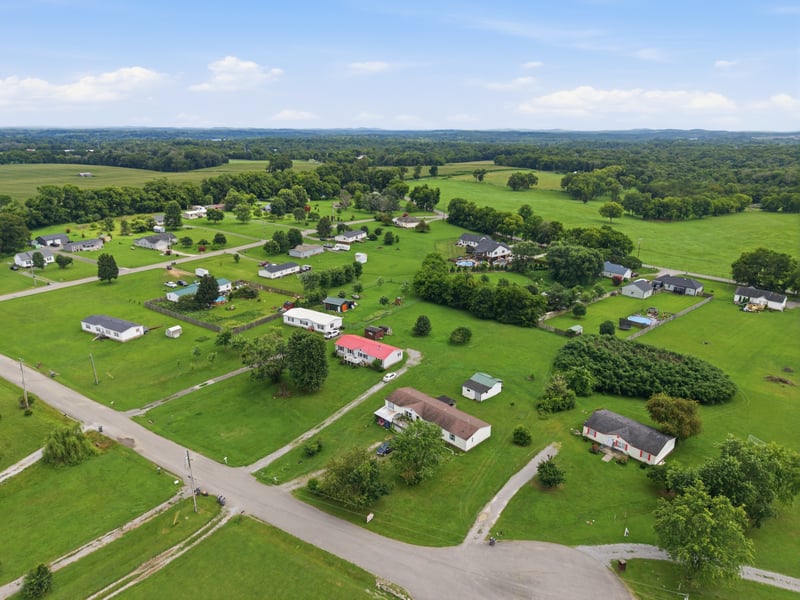 1019 Lbj Ct, Gallatin, TN 37066