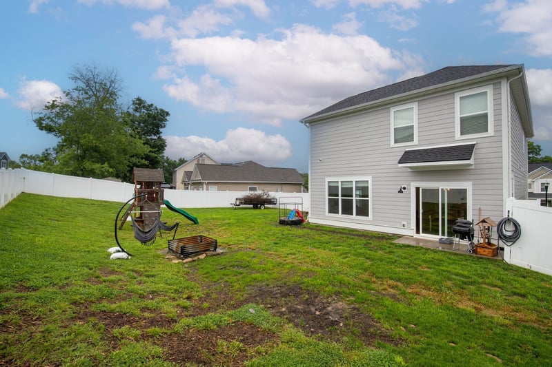 8649 Lawson Dr, Antioch, TN 37013