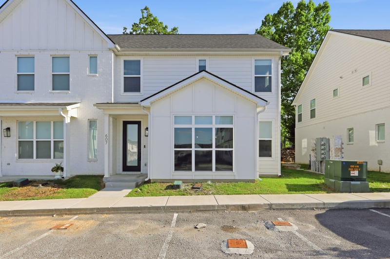 607 Mason Ward Pl, Lebanon, TN 37087