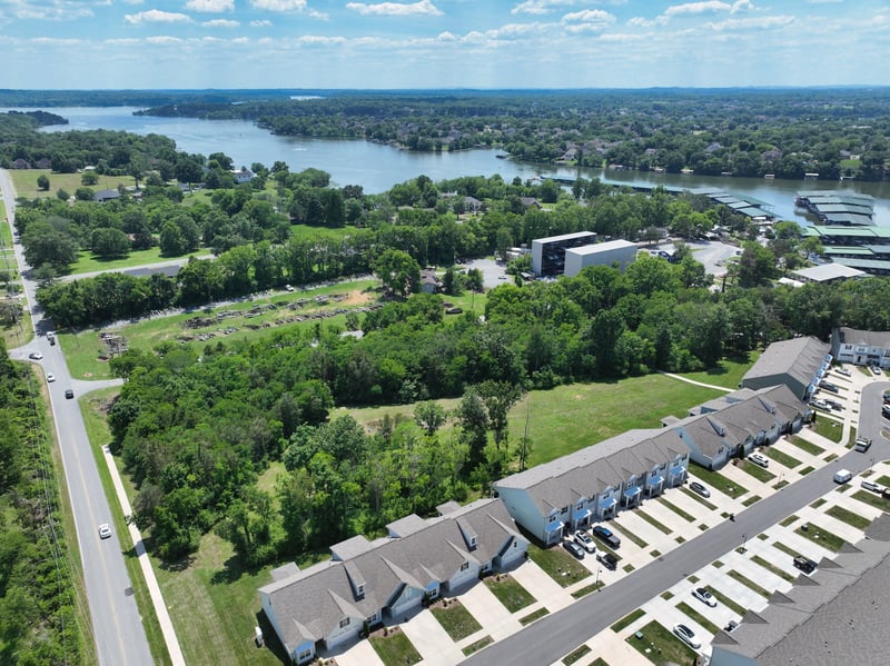 1144 Lock 4 Rd #J2, Gallatin, TN 37066