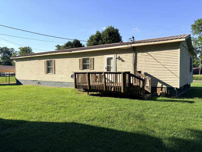 7650 Highway 41 , Adams, TN 37010