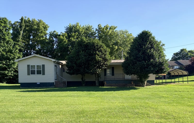 7650 Highway 41 , Adams, TN 37010