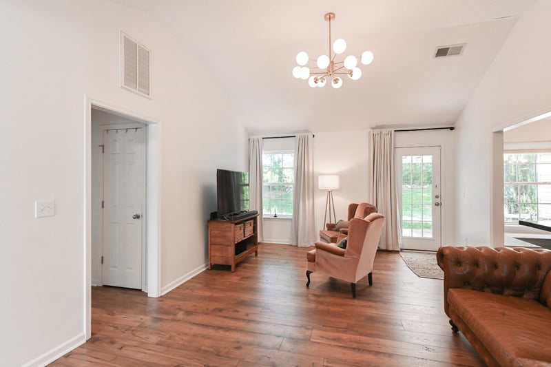 2224 Dewey Dr, Spring Hill, TN 37174