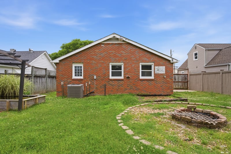 346 Rayon Dr, Old Hickory, TN 37138