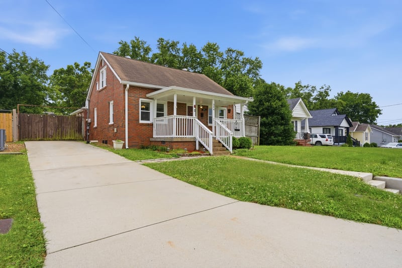 346 Rayon Dr, Old Hickory, TN 37138