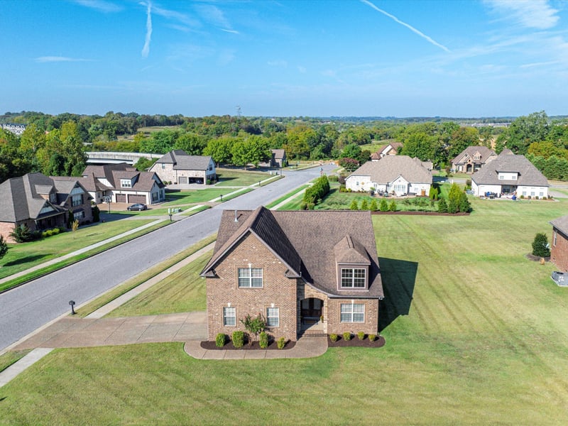 2731 Jasmine St, Lebanon, TN 37087