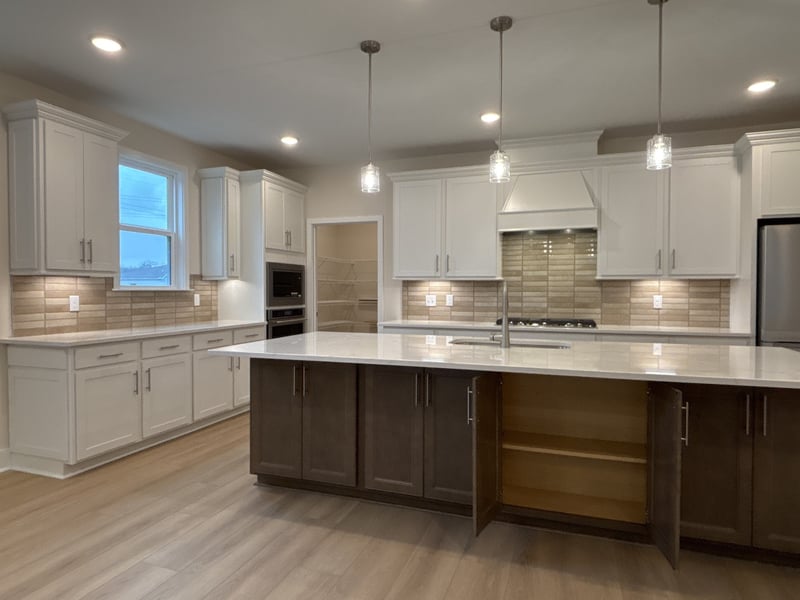 719 Great Basin Dr, Lebanon, TN 37090