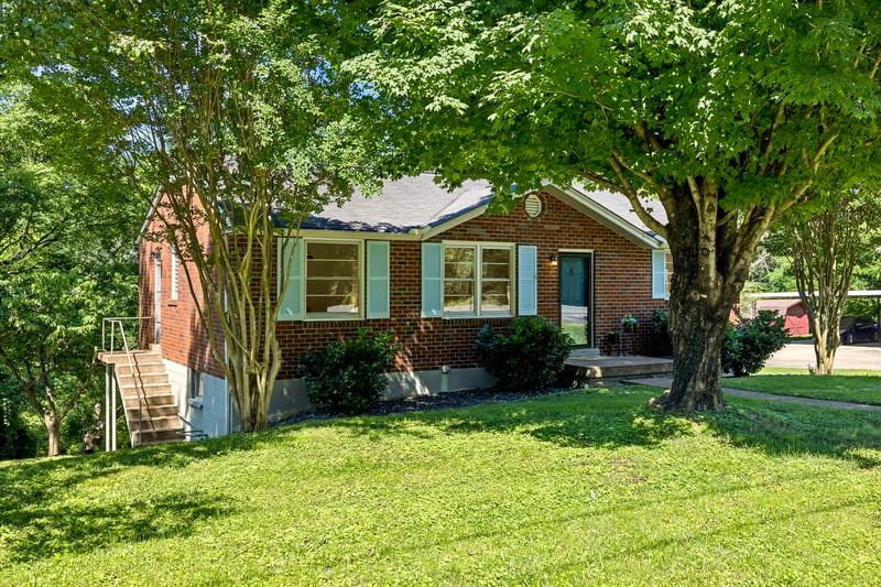 553 Brewer Dr, Nashville, TN 37211