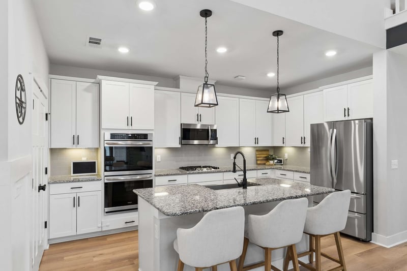 1597 Drakes Creek Rd, Hendersonville, TN 37075