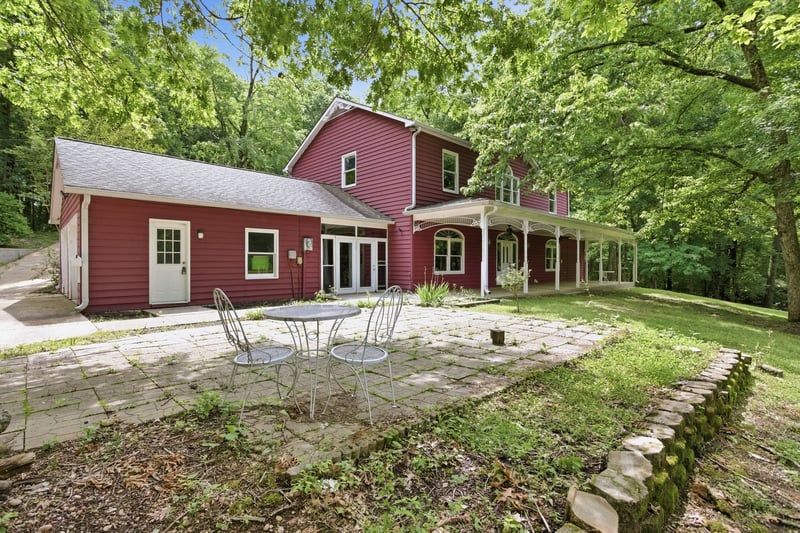867 Mount Olivet Rd, Columbia, TN 38401